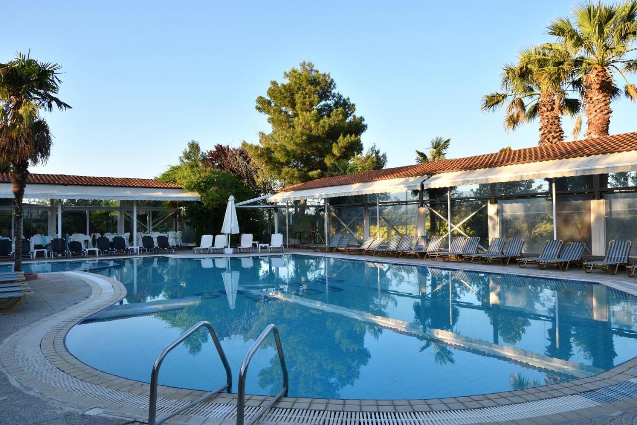 Trílofon Four Seasons Hotel מראה חיצוני תמונה