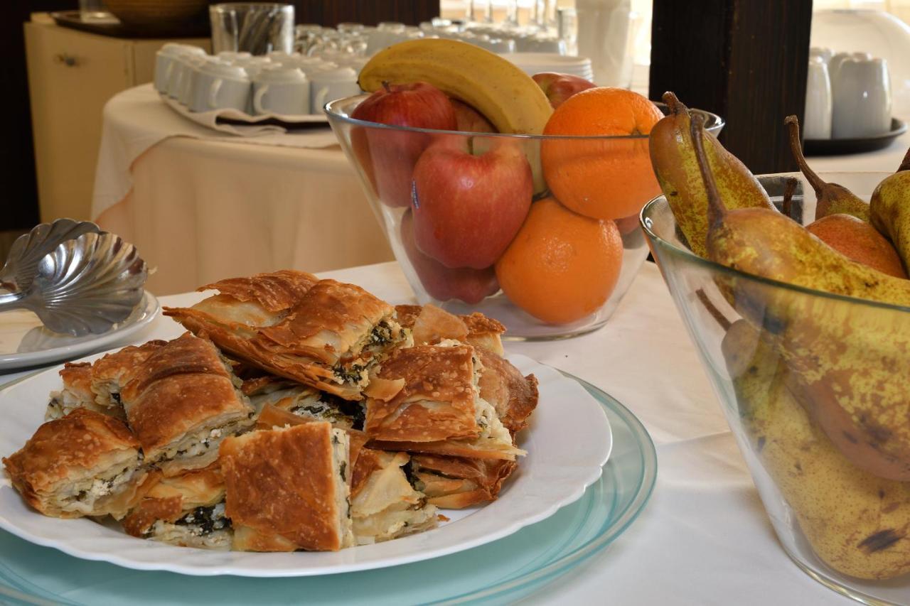 Trílofon Four Seasons Hotel מראה חיצוני תמונה