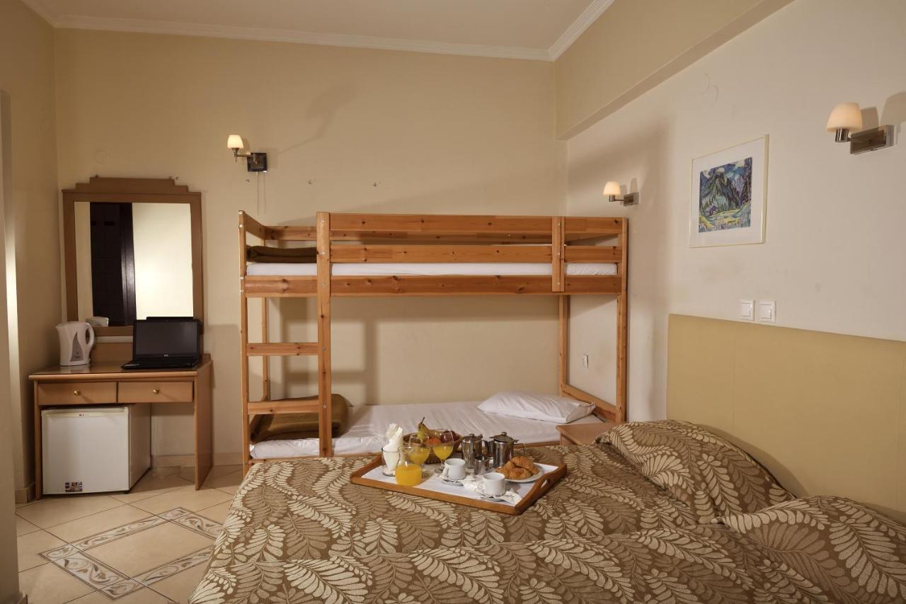 Trílofon Four Seasons Hotel מראה חיצוני תמונה