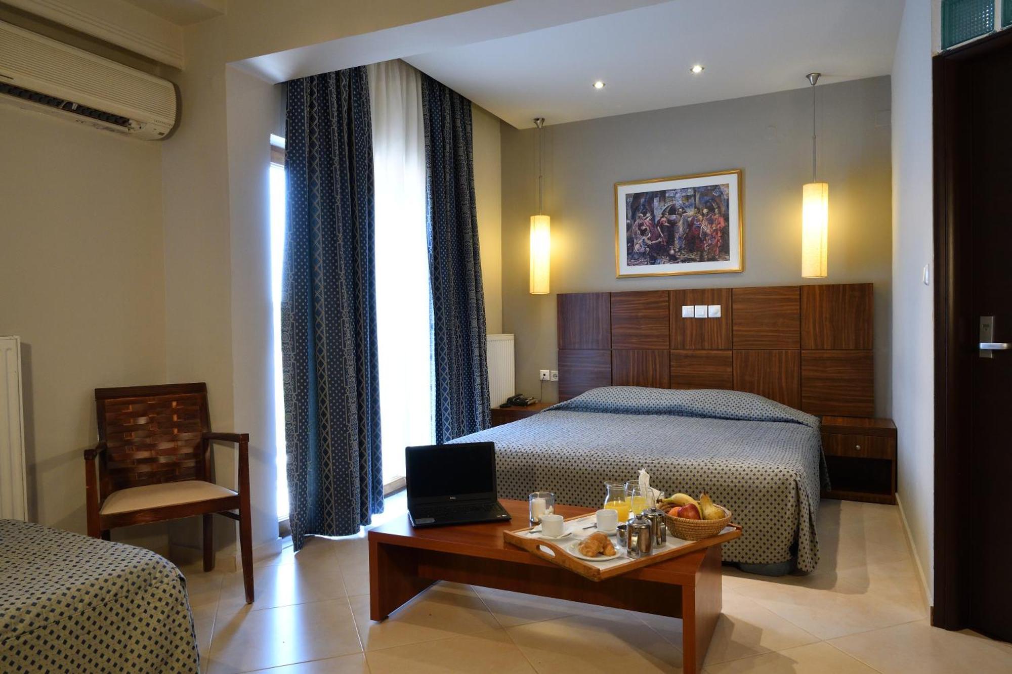 Trílofon Four Seasons Hotel מראה חיצוני תמונה