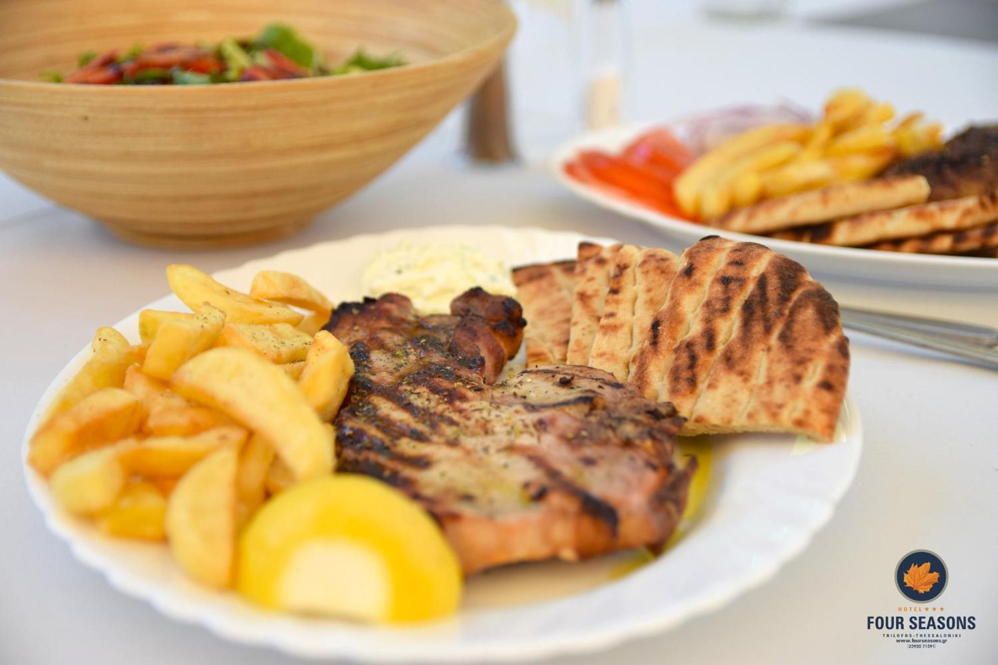 Trílofon Four Seasons Hotel מראה חיצוני תמונה